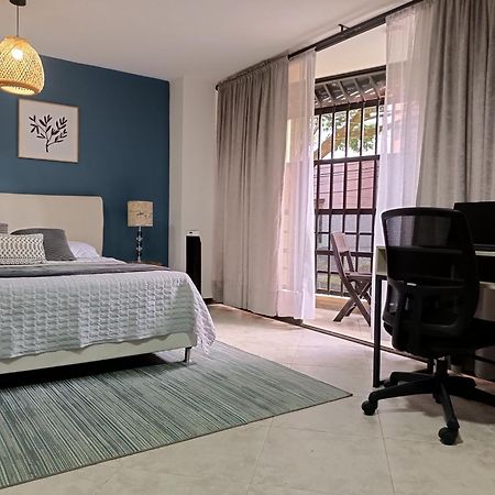 Ferienwohnung Acogedor Apartaestudio Ubicado En Laureles Medellín Exterior foto